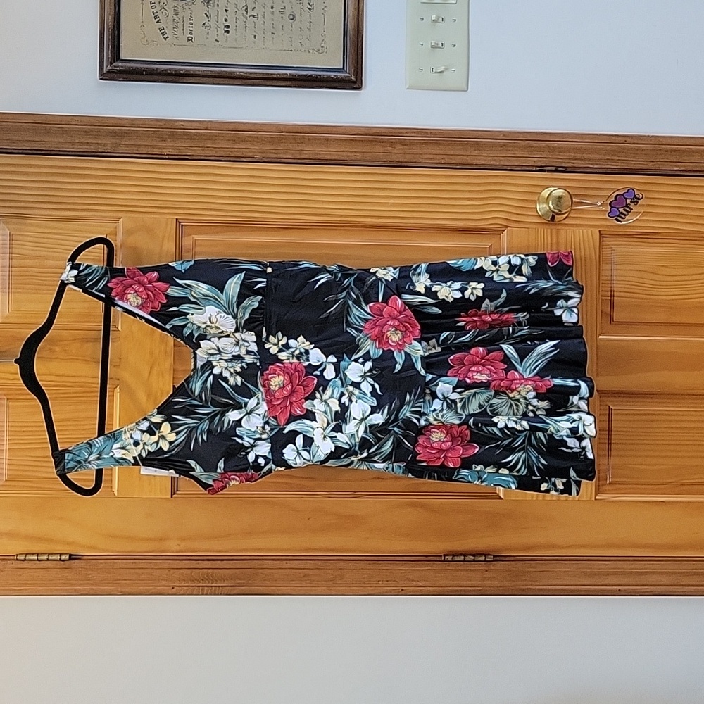Summer Mae swim suit NWT